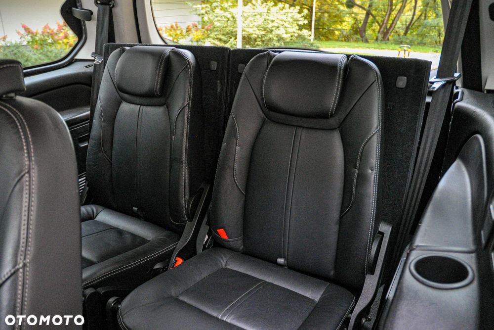 Ford Galaxy - 9