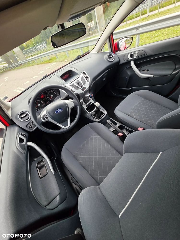 Ford Fiesta 1.25 Champions Edition - 14
