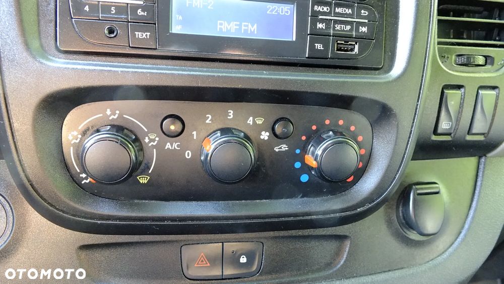 Renault Trafic Grand Passenger 3,0t Pack Clim - 28