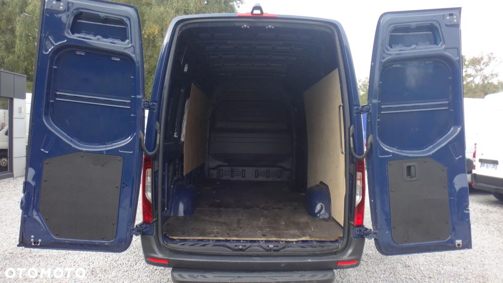 Mercedes-Benz SPRINTER - 5