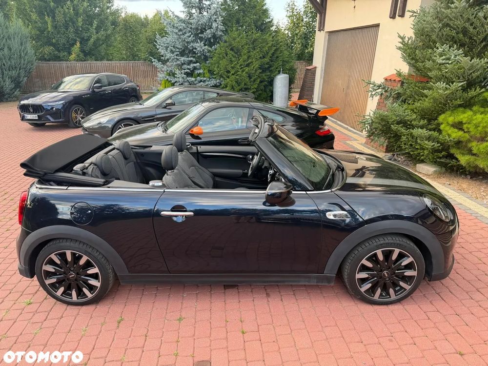 MINI Cooper Anniversary Edition - 32