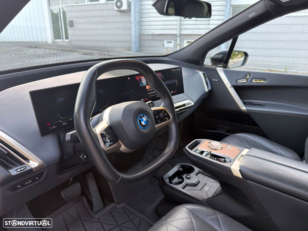 BMW iX xDrive 40 Pack Desportivo - 6