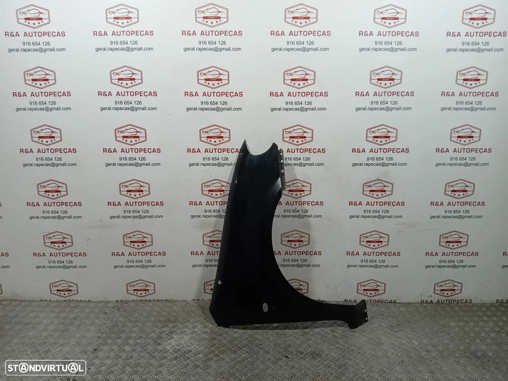 Guarda Lamas Frente Frontal Direito Kia Carnival Original - 2