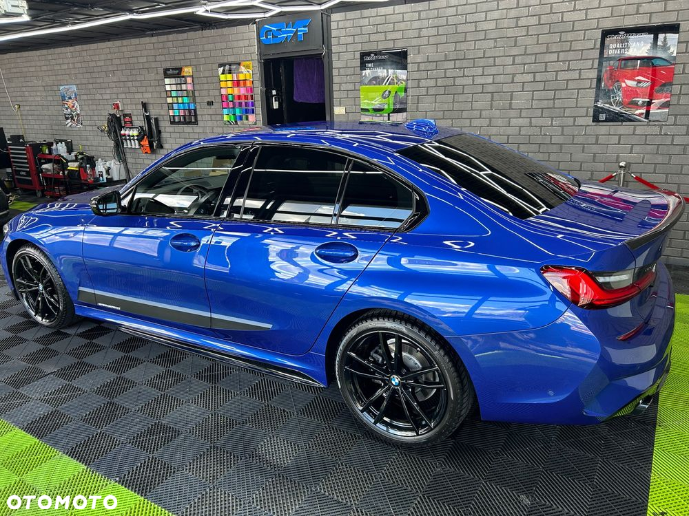 BMW Seria 3 320d xDrive M Sport sport - 3