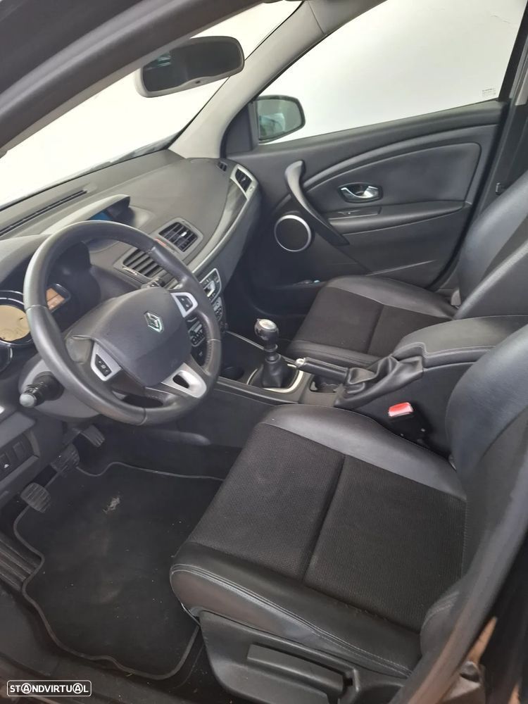 Renault Mégane Sport Tourer 1.5 dCi Dynamique - 8