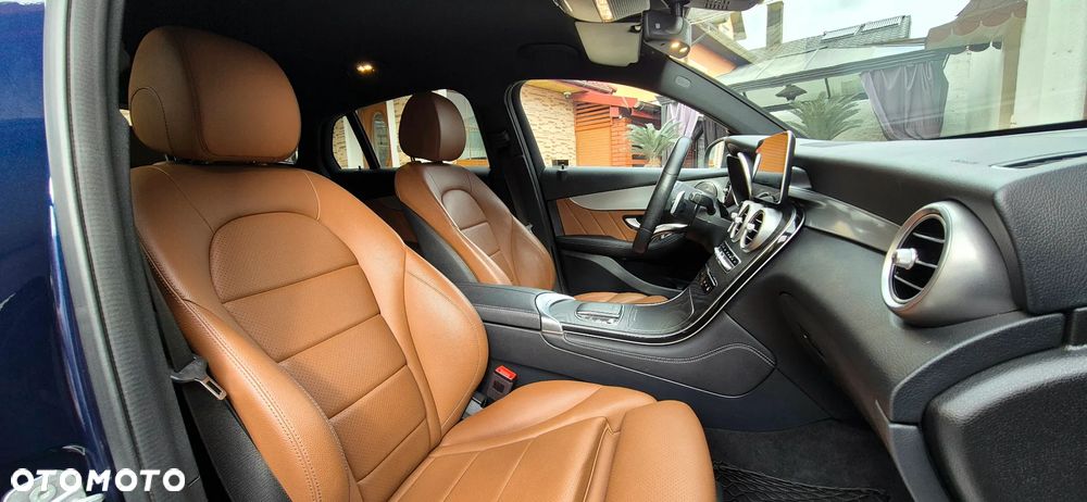 Mercedes-Benz GLC Coupe 300 4-Matic - 35