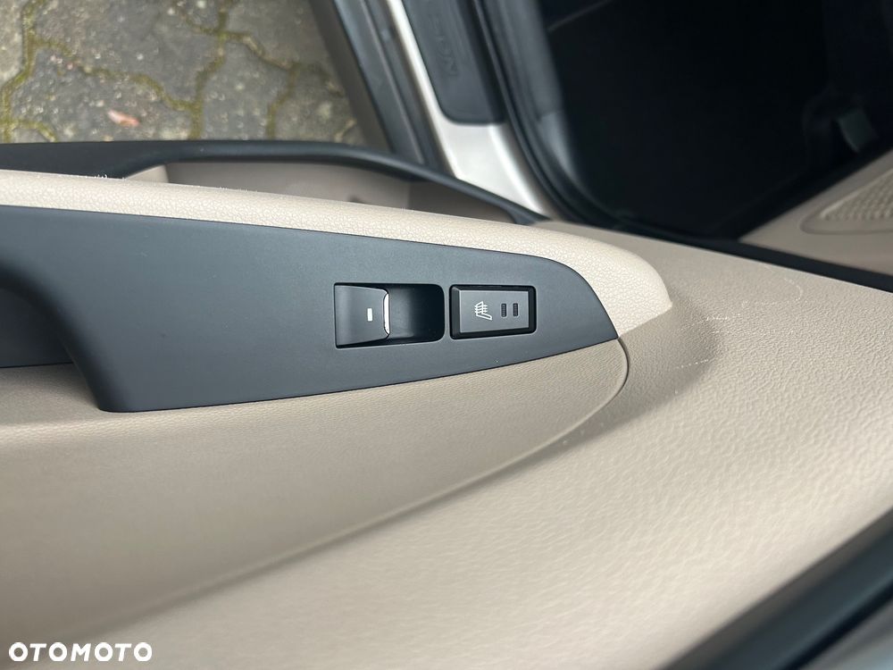 Hyundai Tucson 2.0 CRDi 4WD Passion - 29