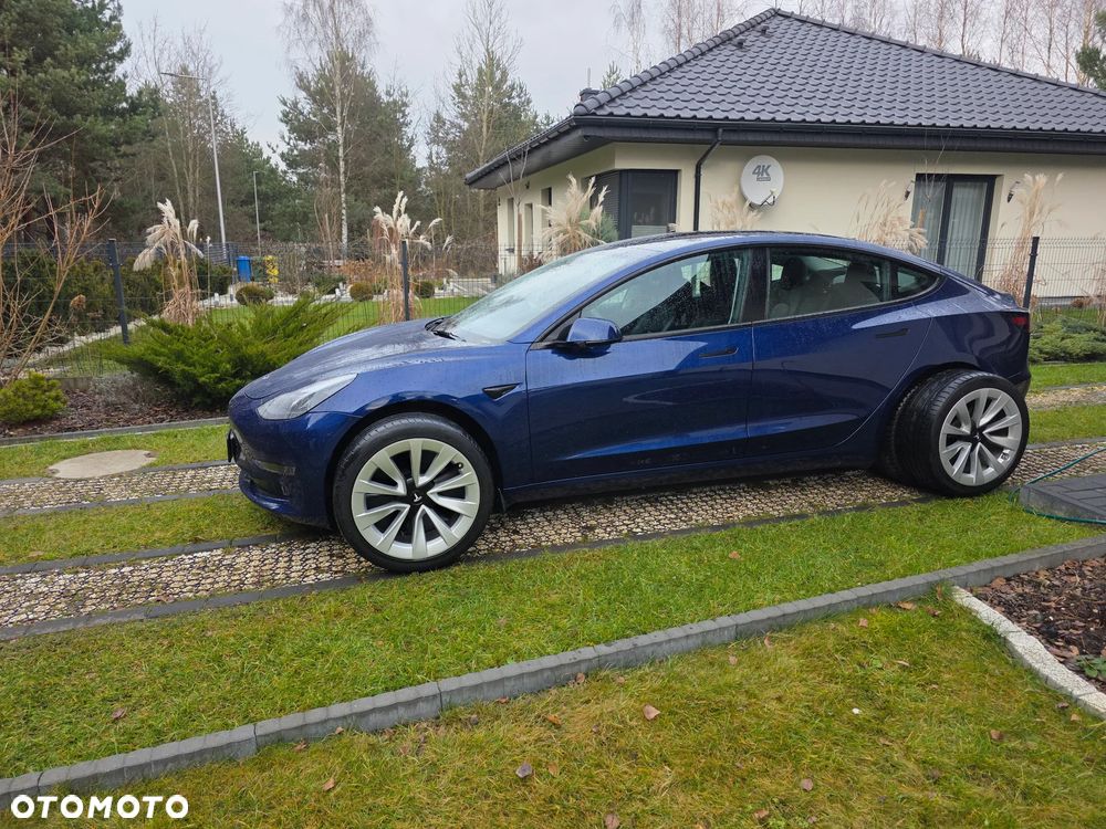 Tesla Model 3 - 18
