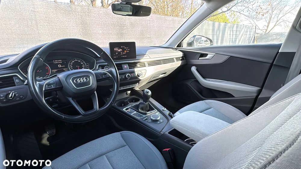 Audi A4 Avant 2.0 TDI - 12