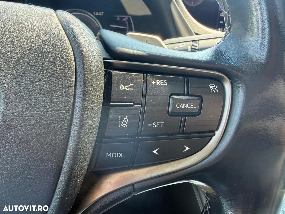 Lexus Seria ES - 13