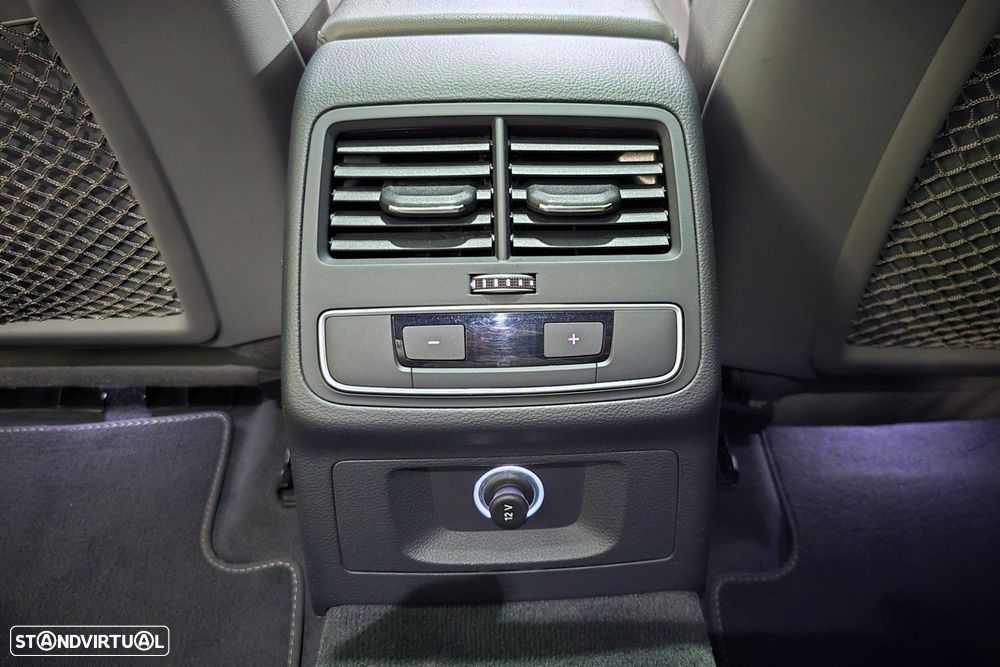 Audi A4 Avant 35 TDI S line S tronic - 32