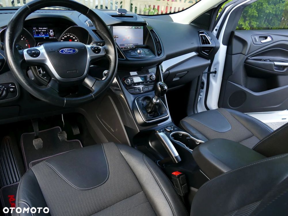 Ford Kuga 2.0 TDCi FWD Titanium - 16