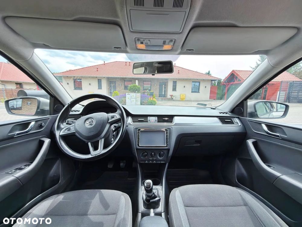 Skoda RAPID - 10