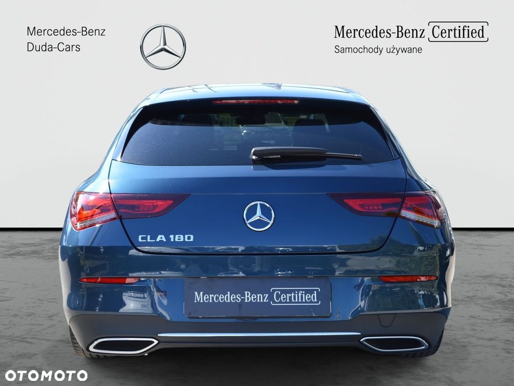 Mercedes-Benz CLA 180 Progressive 7G-DCT - 7