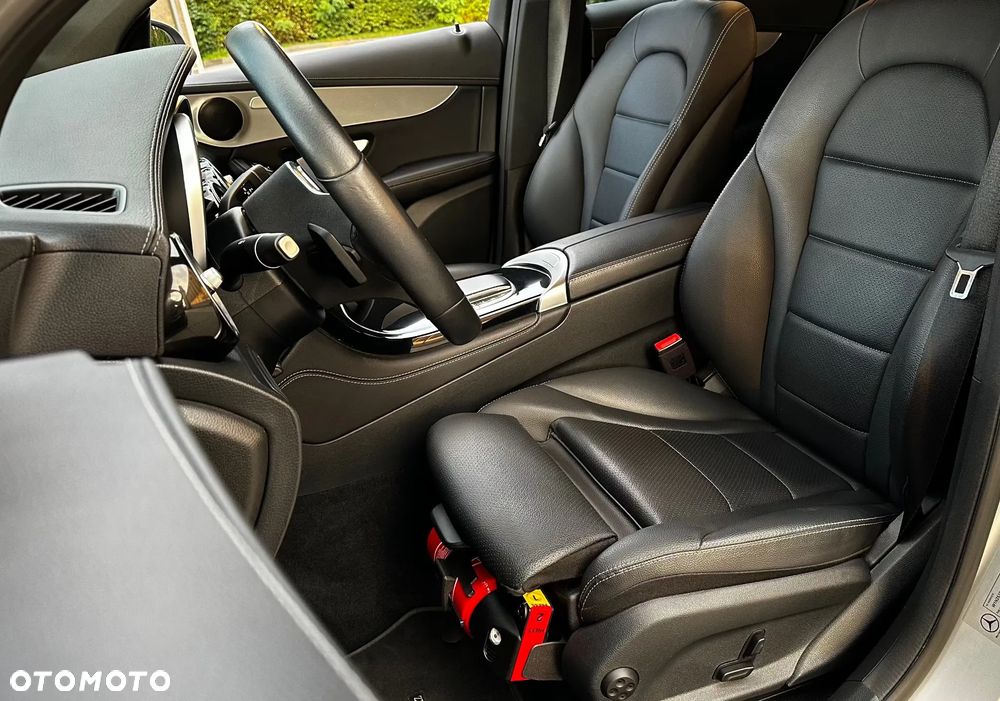 Mercedes-Benz GLC 250 4-Matic - 36
