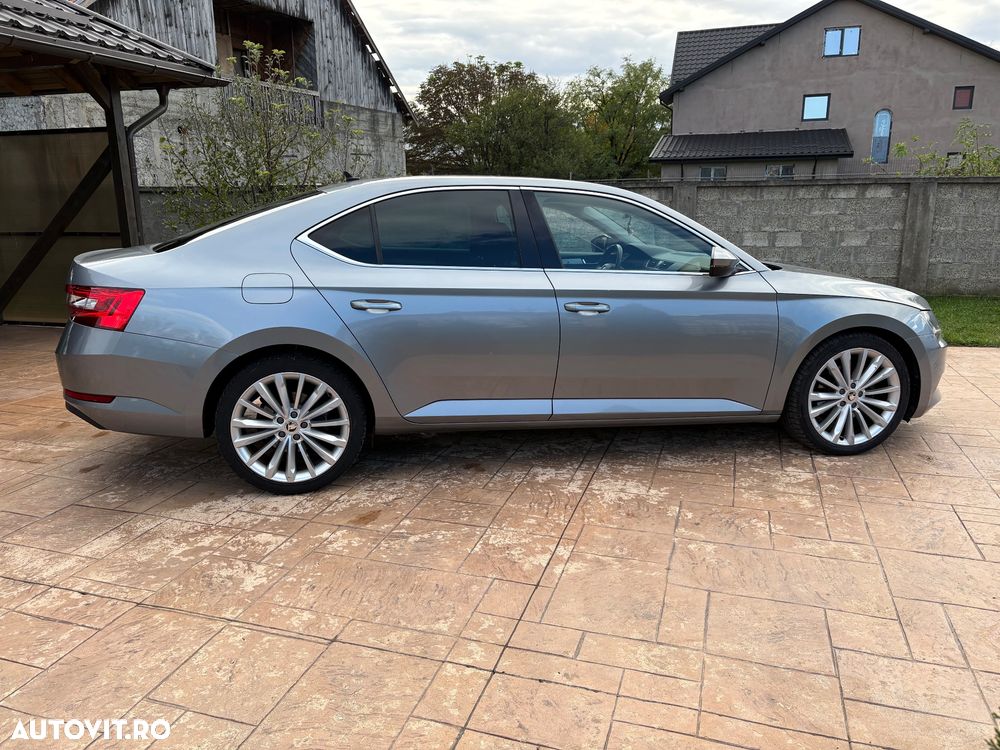 Skoda Octavia 2.0 TDI DSG Drive - 9