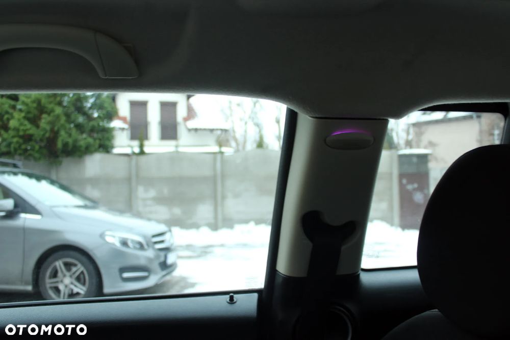 MINI Clubman Cooper D Soho - 23