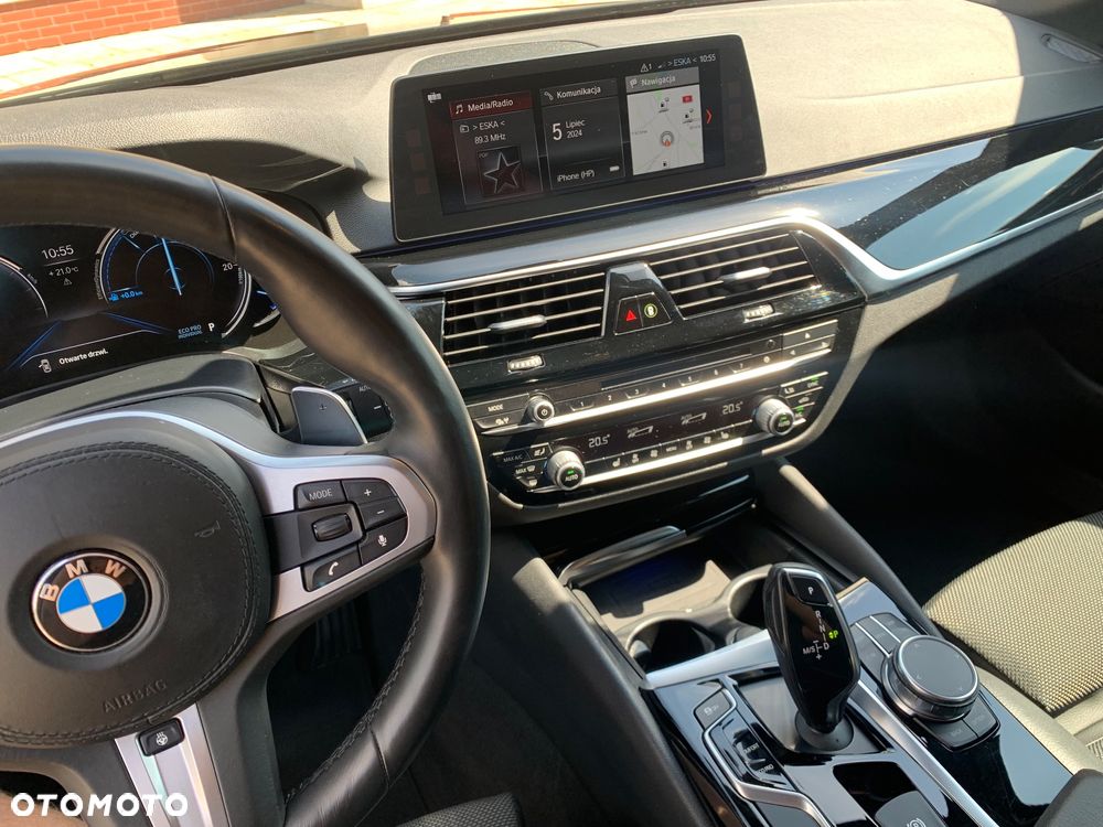 BMW Seria 5 520d M Sport sport - 25