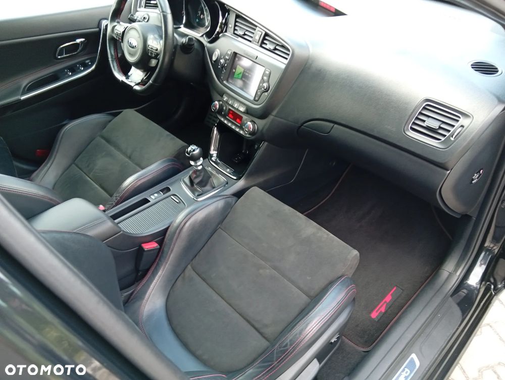 Kia Ceed 1.6 T-GDI GT-Track - 21