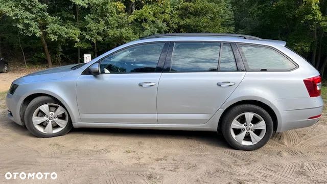 Skoda Octavia 1.4 TSI Ambition DSG - 2