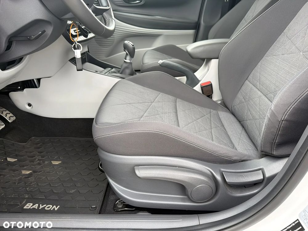 Hyundai Bayon 1.0 T-GDI Executive - 12
