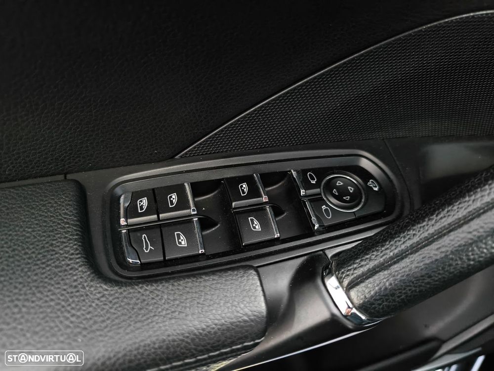 Porsche Cayenne S E-Hybrid - 25