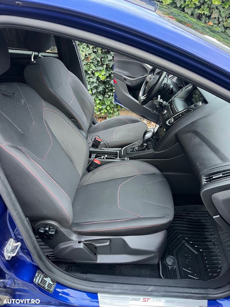 Ford Focus - 8