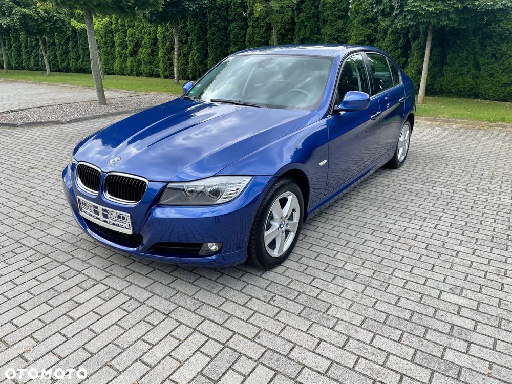 BMW Seria 3 318i - 1