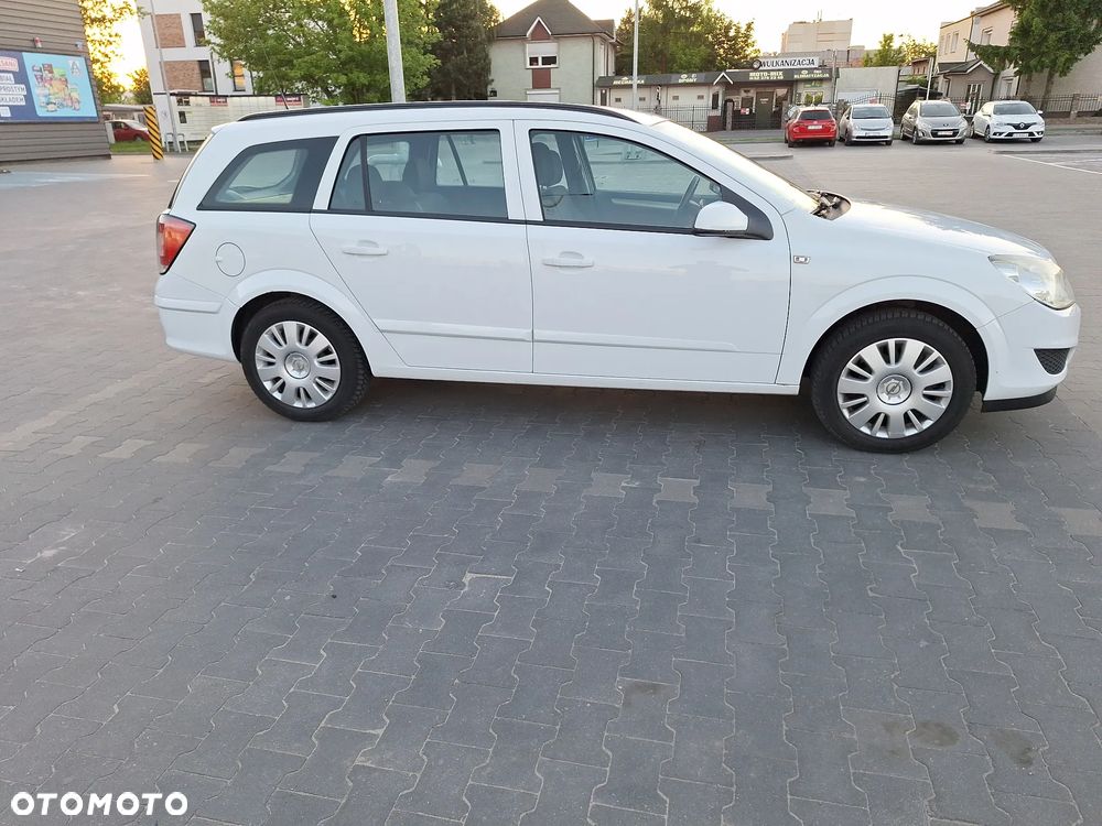 Opel Astra 1.6 - 8