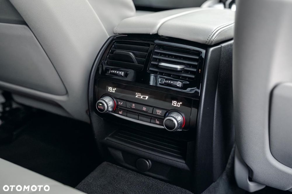 BMW Seria 5 - 24