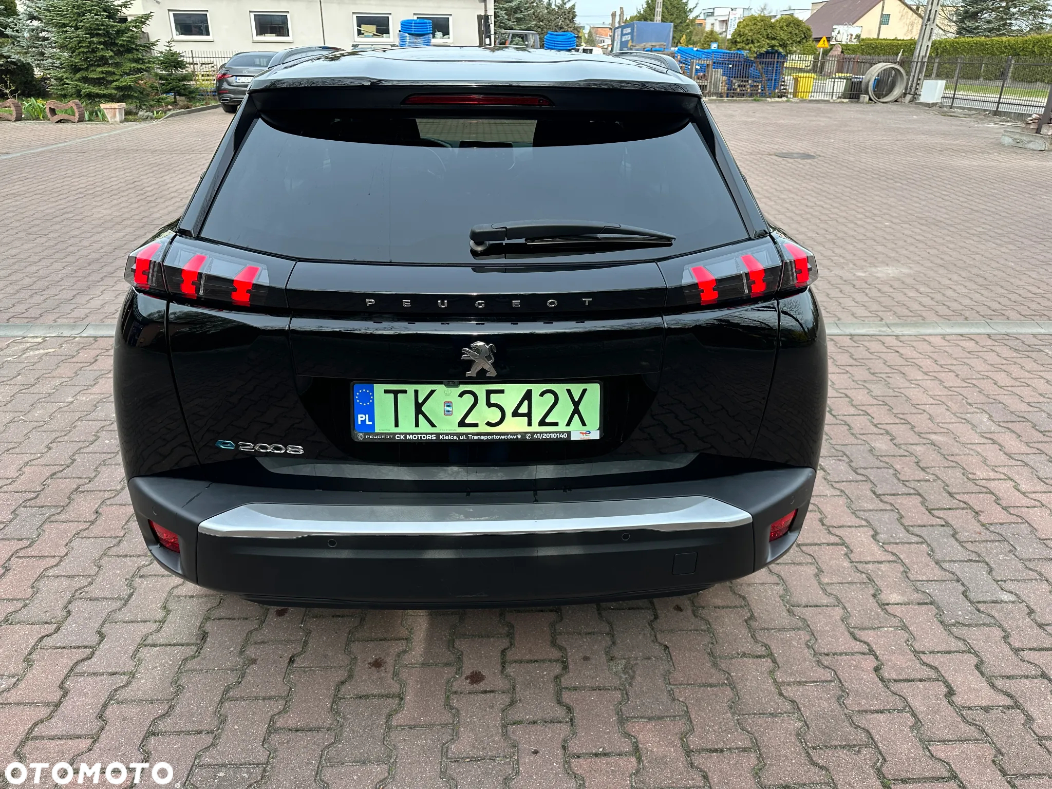 Peugeot 2008 Elektro 136 Style - 11