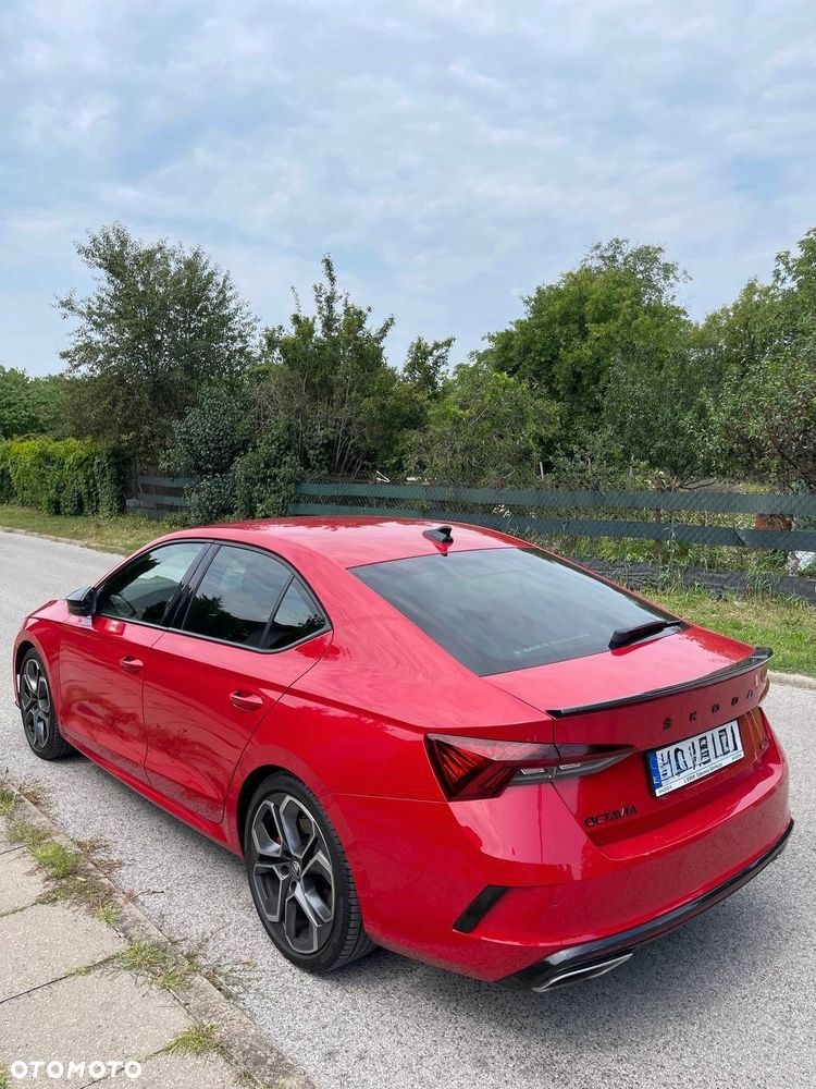 Skoda Octavia 2.0 TSI RS 245 DSG - 3