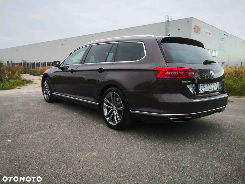 Volkswagen Passat - 14