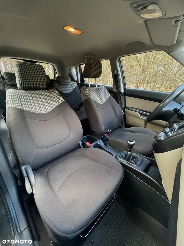 Kia Soul 1.6 M - 11