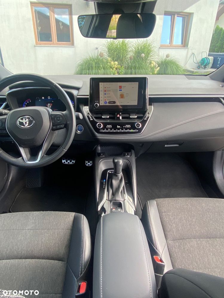 Toyota Corolla 1.8 Hybrid Comfort - 19
