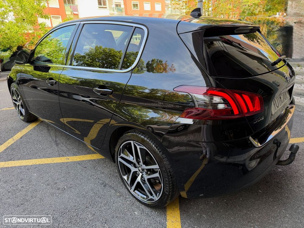 Peugeot 308 1.5 BlueHDi Style EAT8 - 23