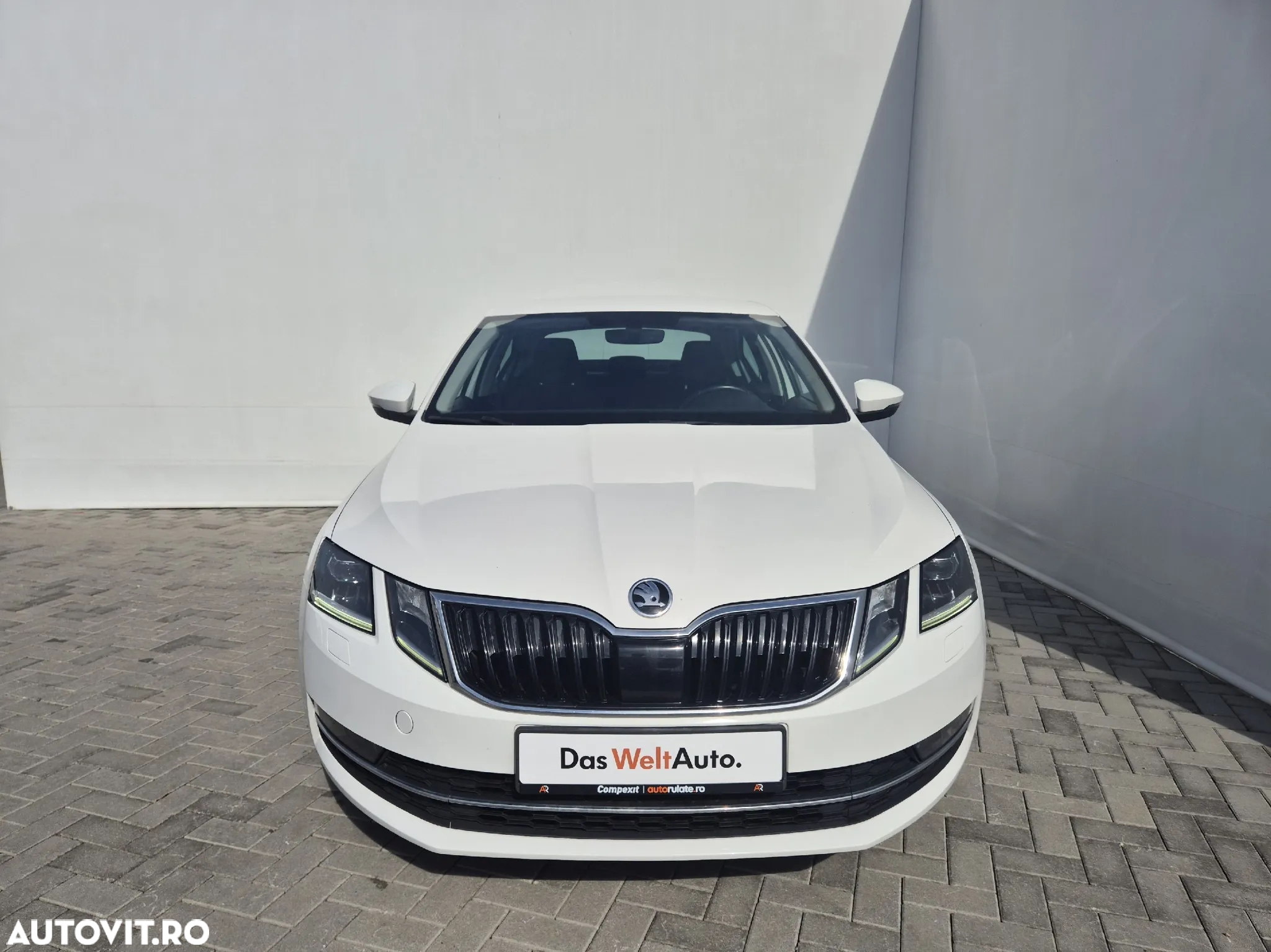 Skoda Octavia 2.0 TDI DSG Style - 8
