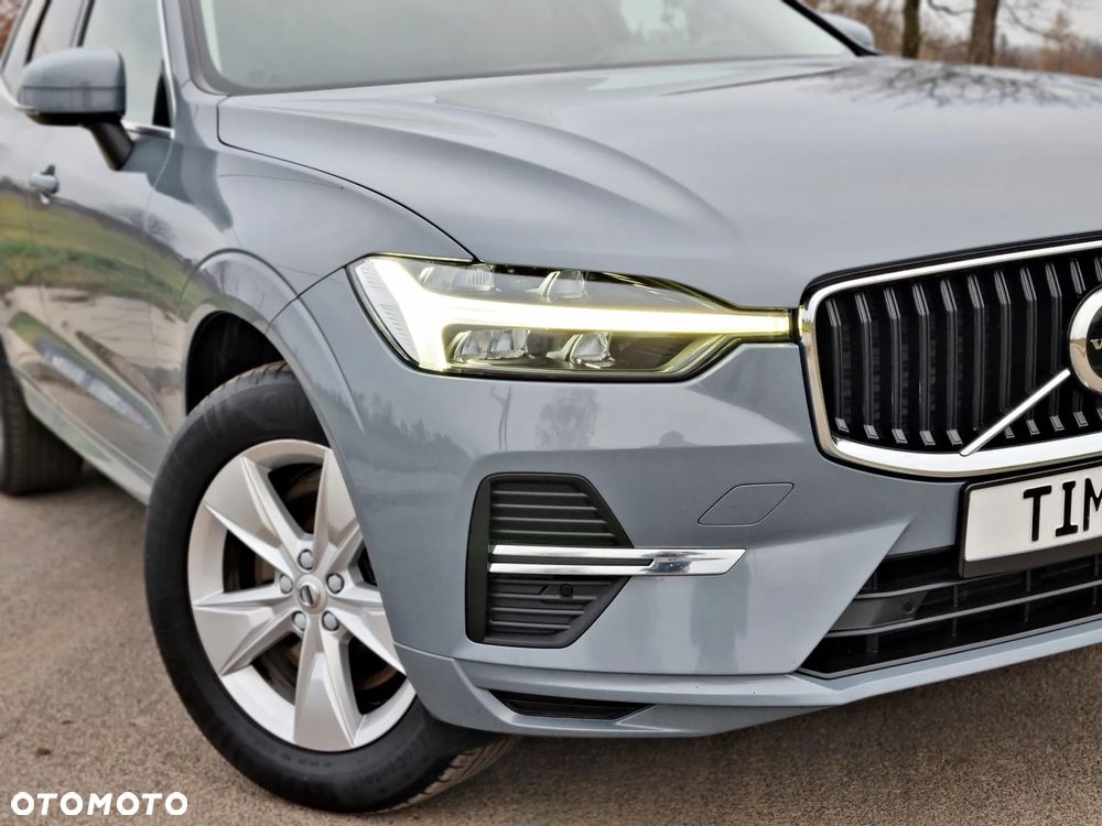 Volvo XC 60 B4 D AWD Geartronic Momentum Pro - 7