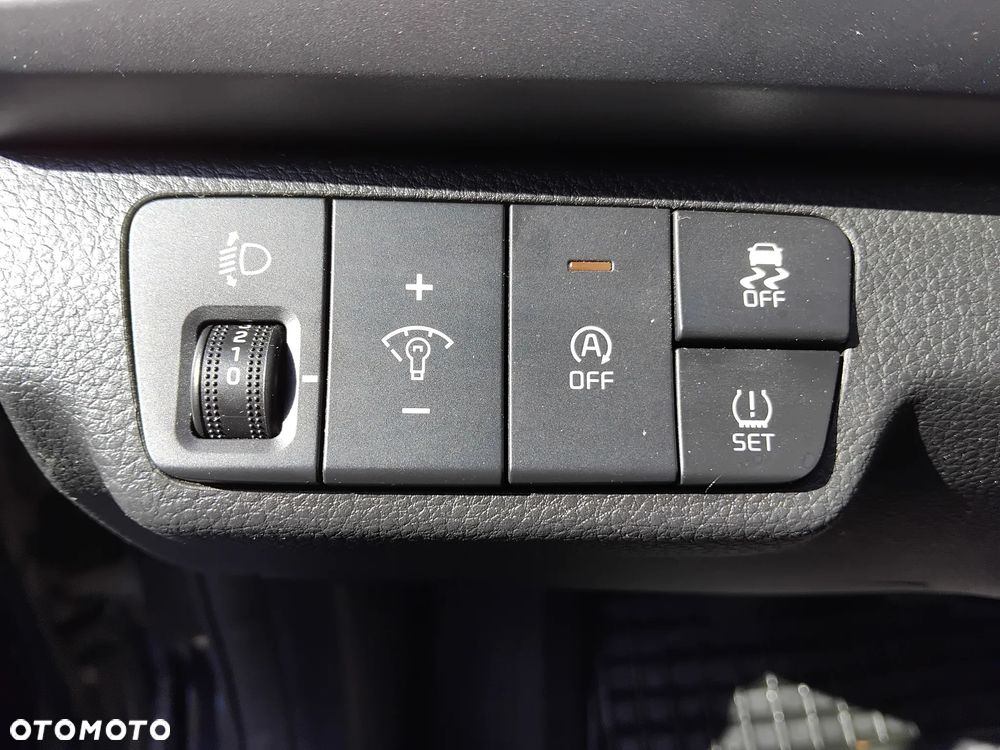 Kia Rio 1.2 M - 14