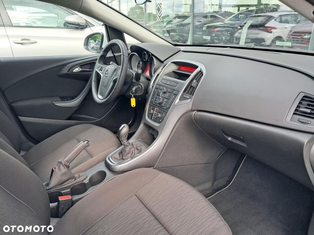 Opel Astra - 14
