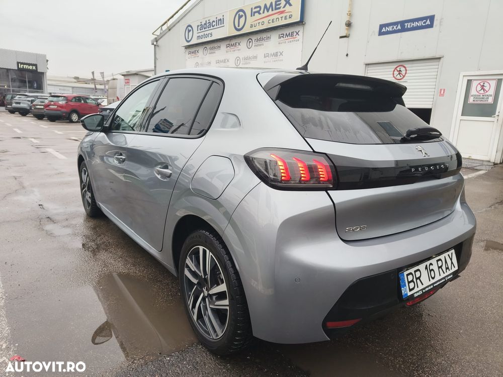 Peugeot 208 1.2 L PureTech STT Allure - 6
