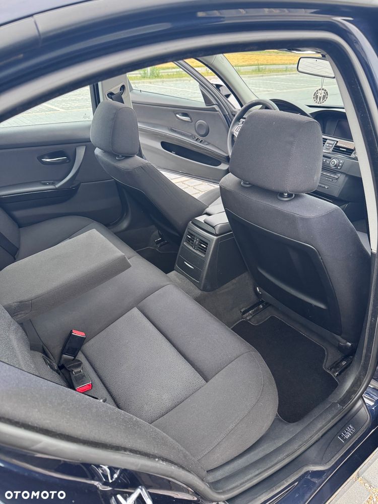 BMW Seria 3 - 23