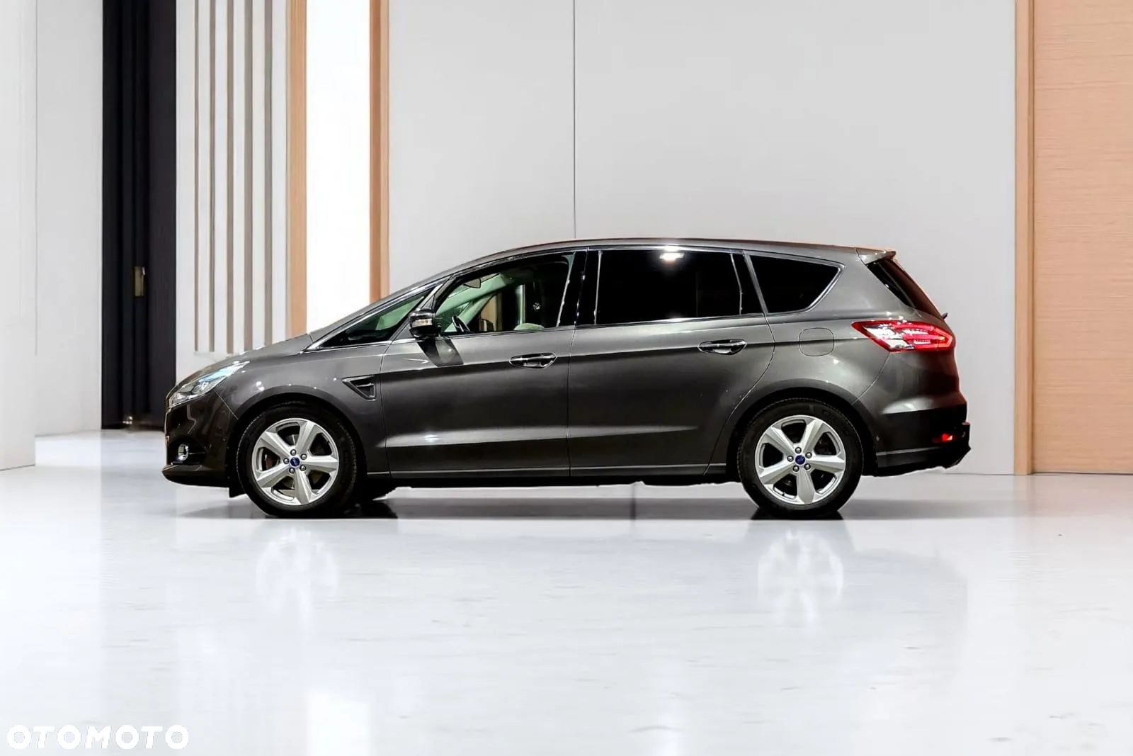 Ford S-Max 2.0 TDCi Titanium - 6