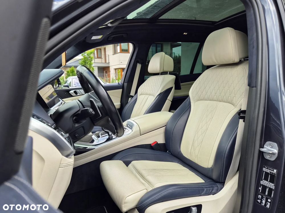 BMW X7 M50d sport - 7