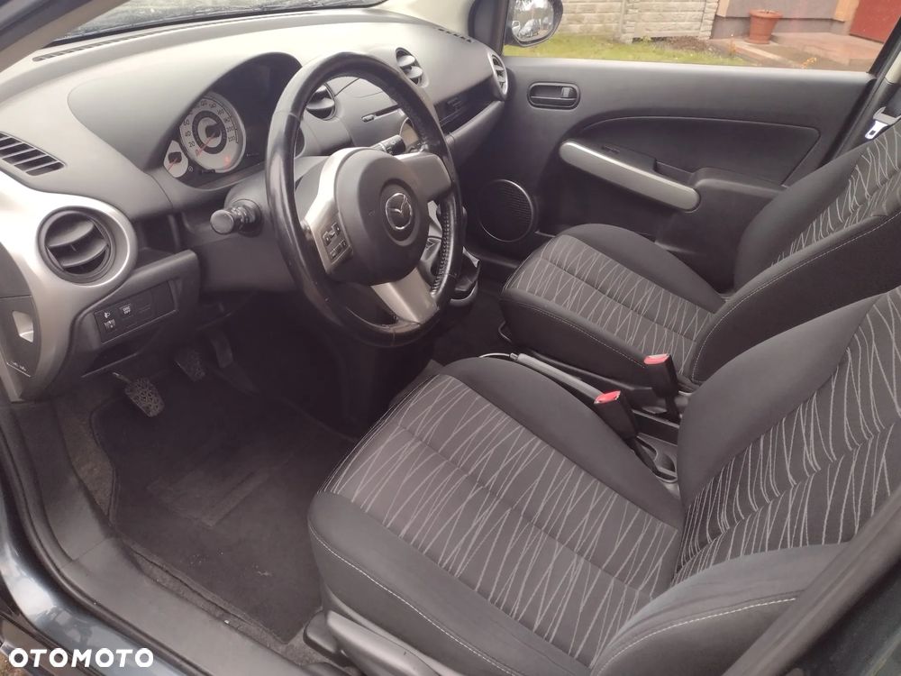 Mazda 2 1.3 MZR Active - 16