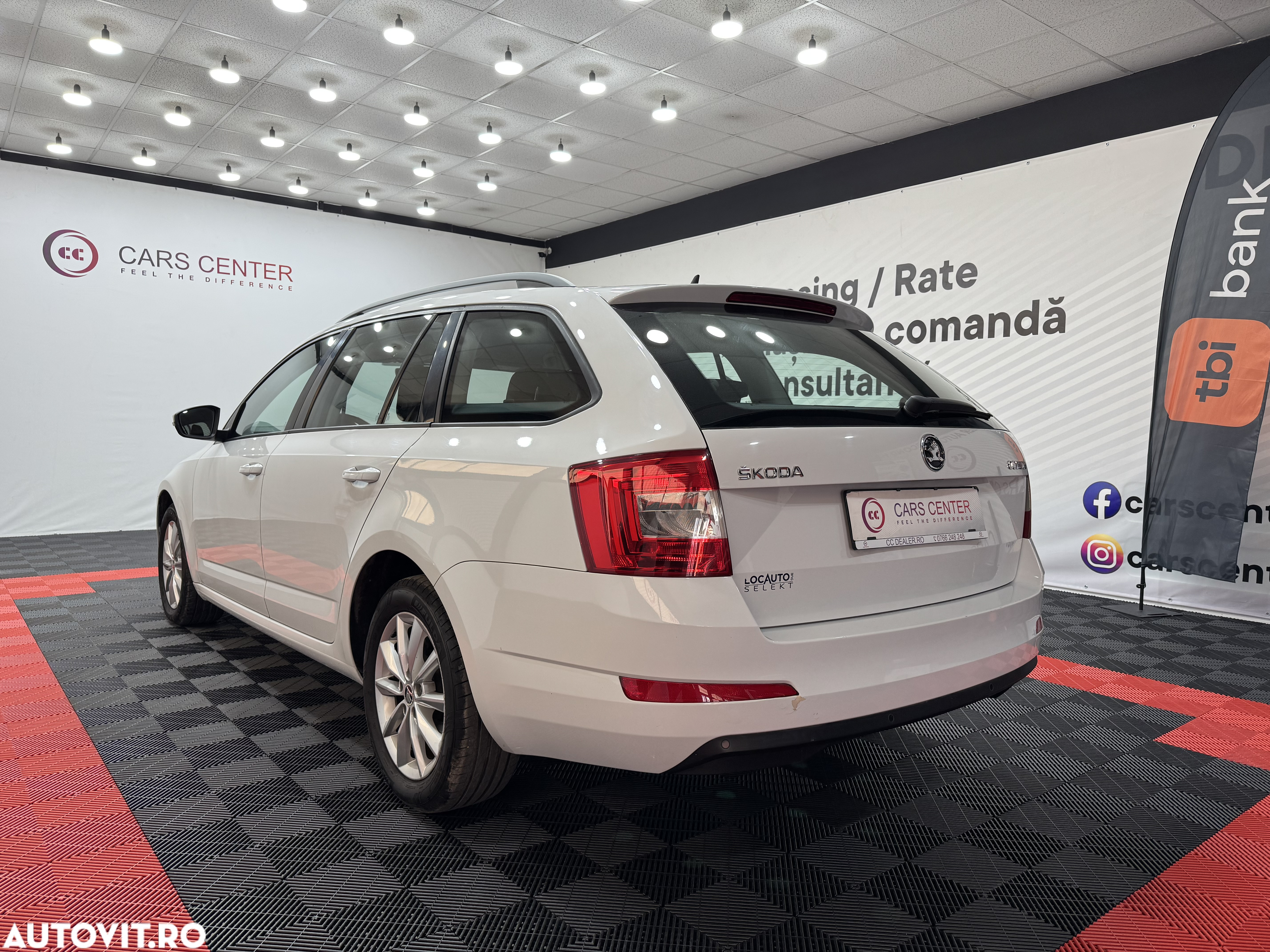 Skoda Octavia 1.6 TDI DSG Style - 4