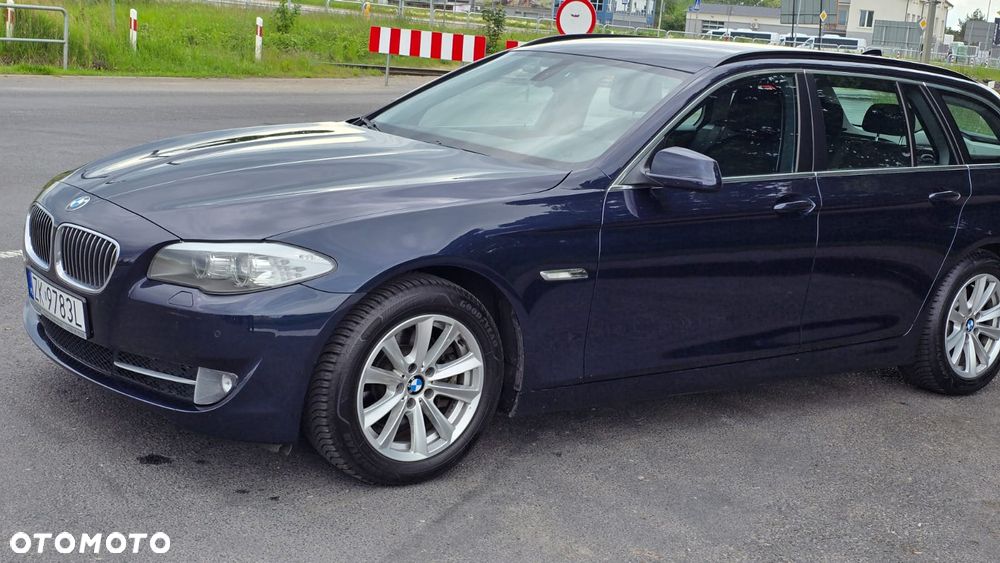 BMW Seria 5 520d - 12