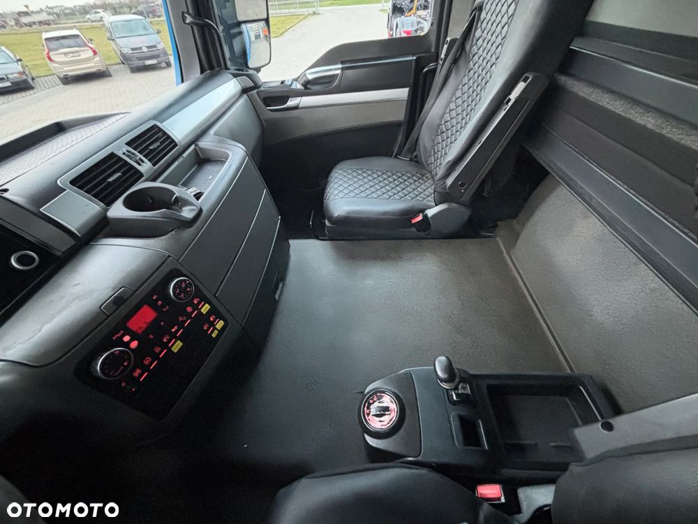 MAN TGS 18.320 2010 rok do przewozu zwierząt , do żywca, do bydła ,zabudowa FINKL z przegordami i wentylatorami , rampa hydrauliczna , z Niemiec - 22