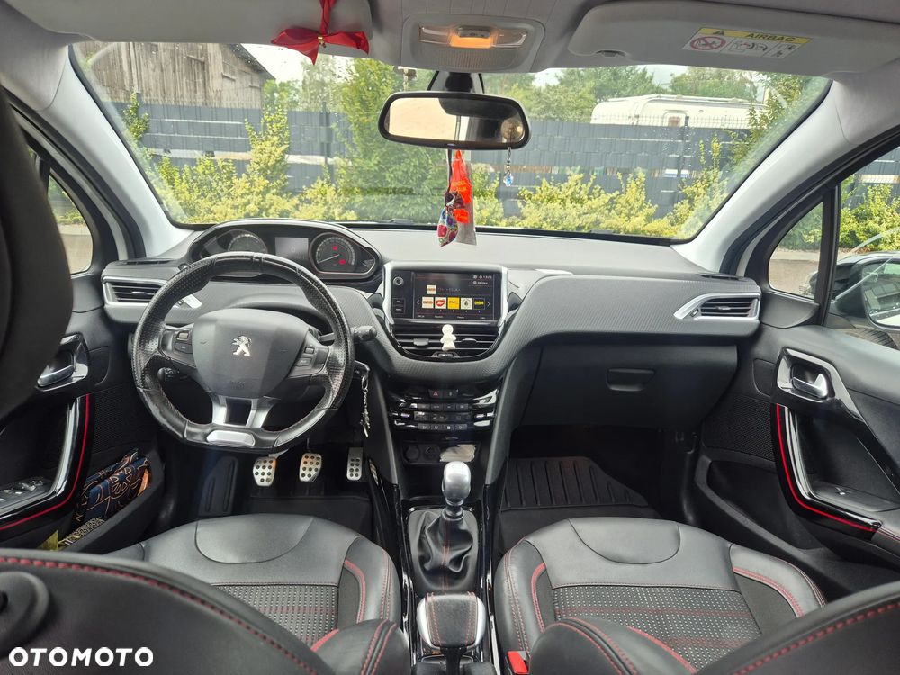 Peugeot 2008 BlueHDi FAP 120 STOP & START GT-Line Edition - 11