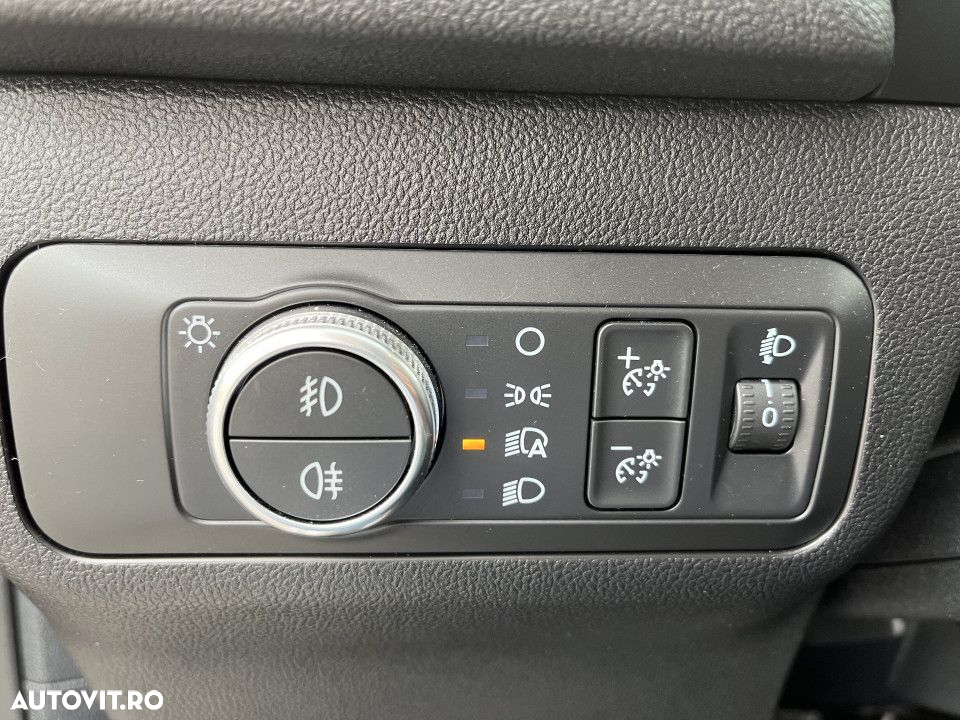 Ford Kuga - 18